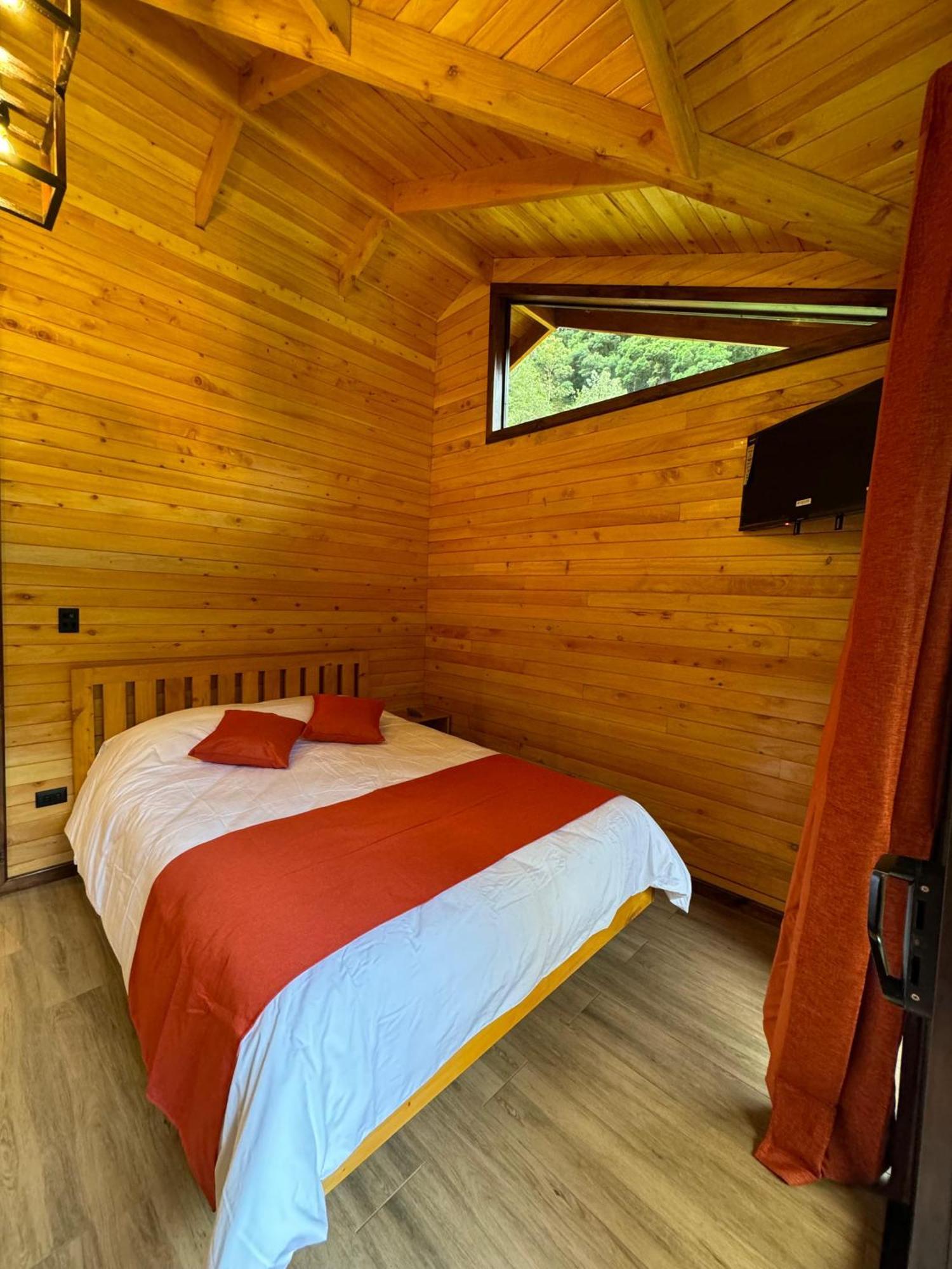 Entre Arboles Lodge San Gerardo de Dota Exterior photo