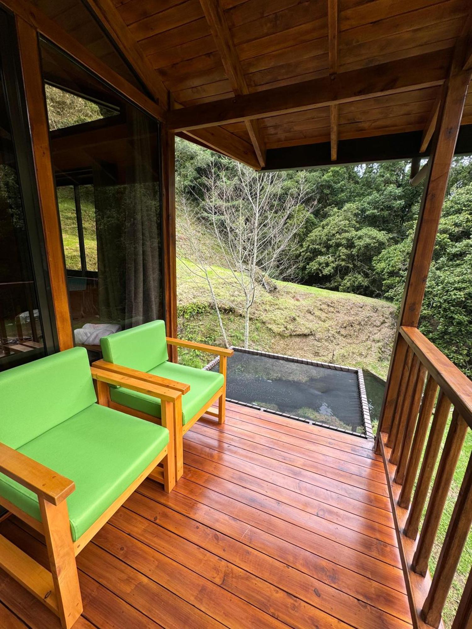 Entre Arboles Lodge San Gerardo de Dota Exterior photo